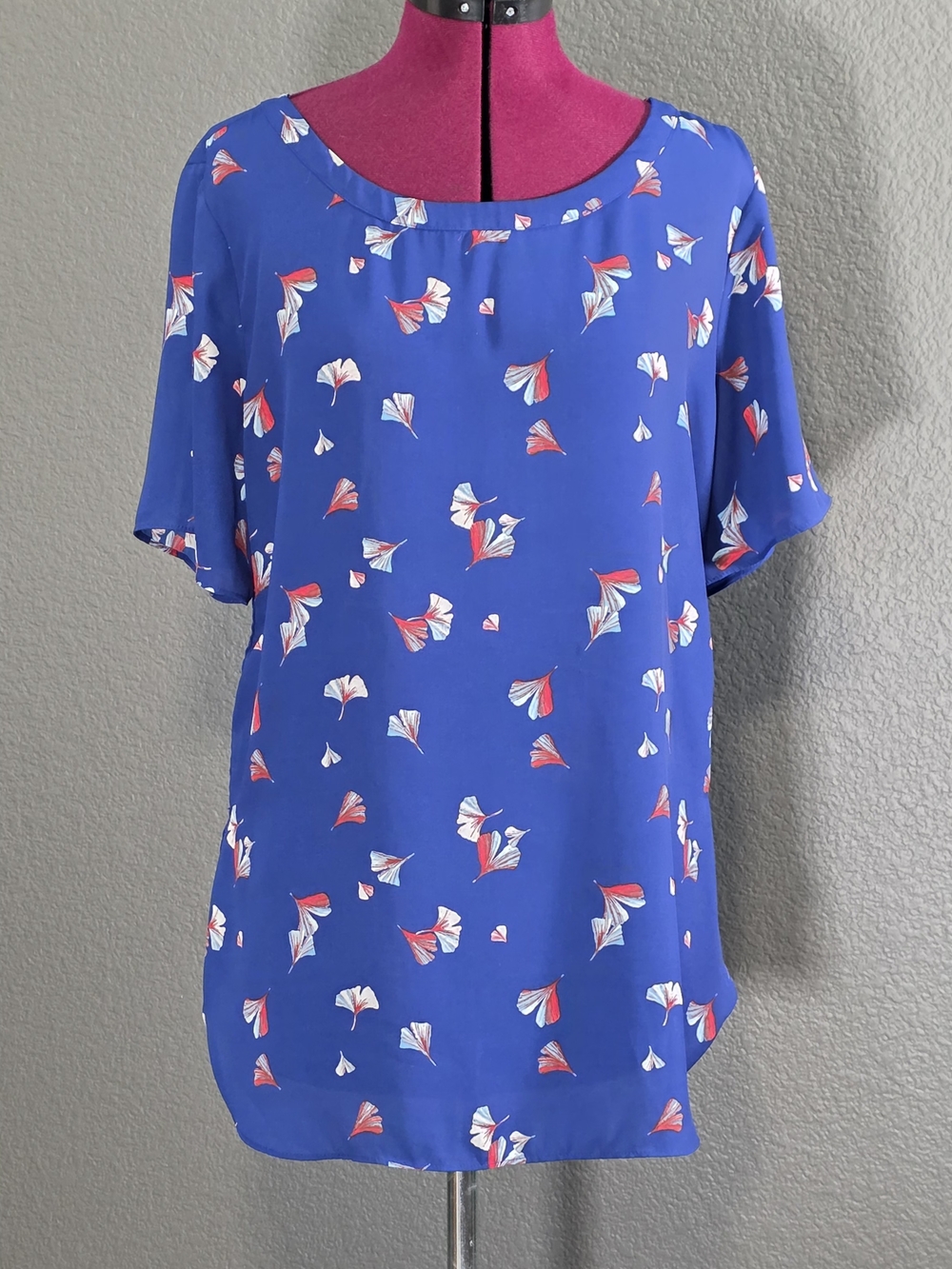 Banana Republic Blue Floral Print Short Sleeve Blouse Size Large